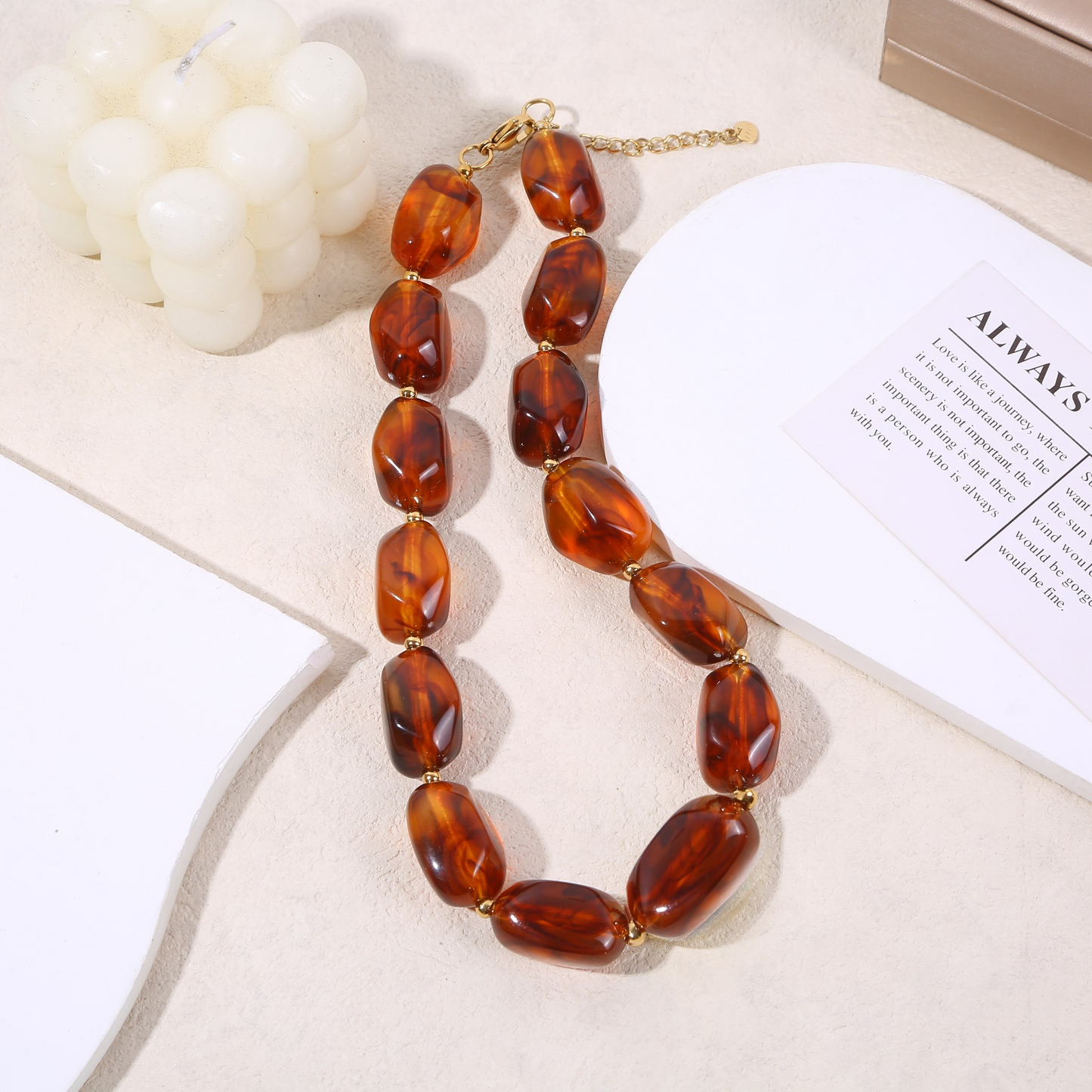 COLLIERS AMBRE