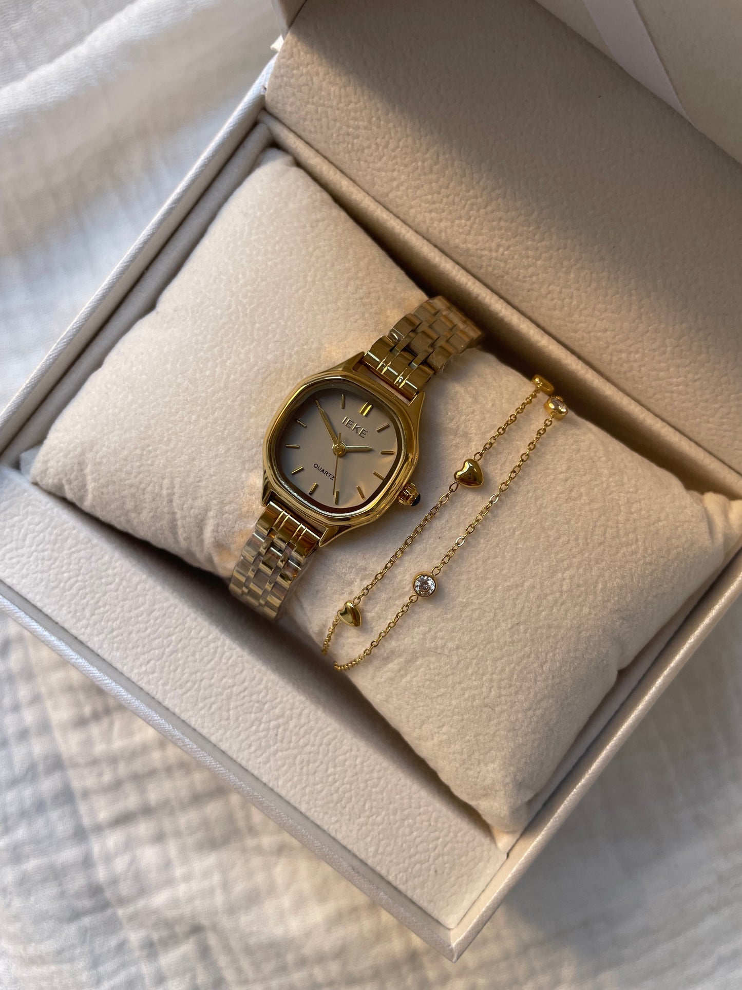 MONTRE ZÉLIA