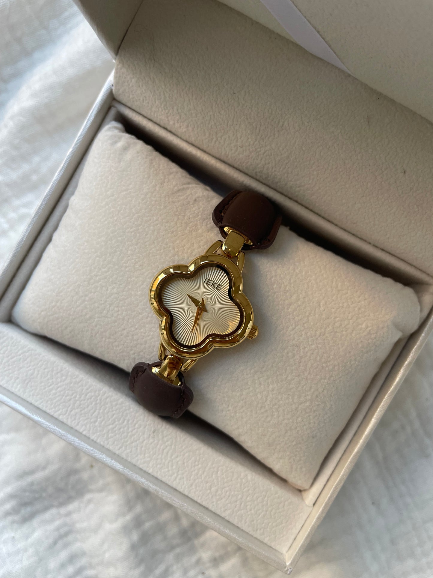 MONTRES CLOÉ