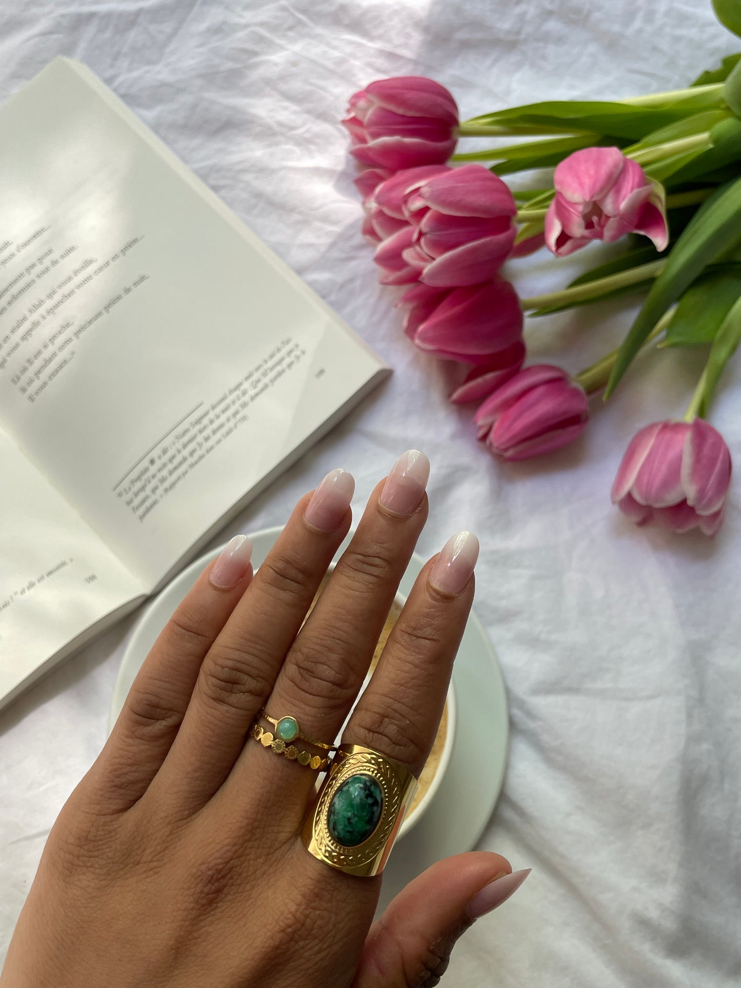 AZRA -BAGUE